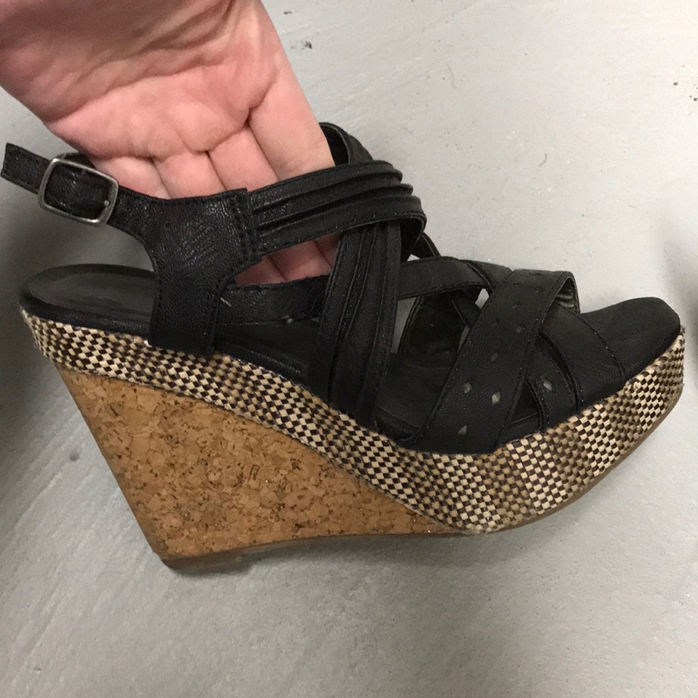 Shoes - Picture 3 of 3